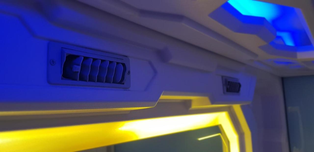 Bestow Capsule Hostel クアラルンプール エクステリア 写真