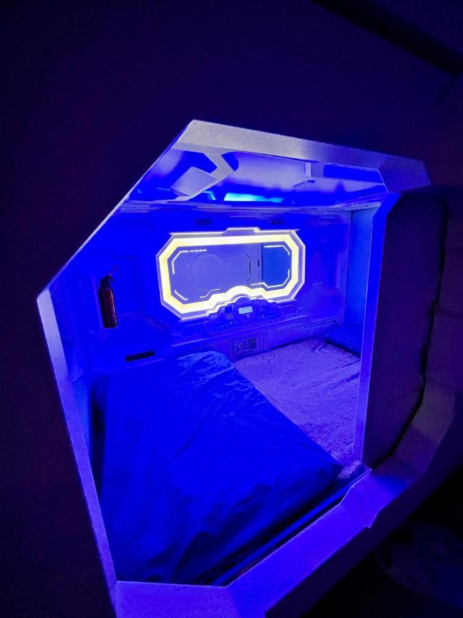 Bestow Capsule Hostel クアラルンプール エクステリア 写真