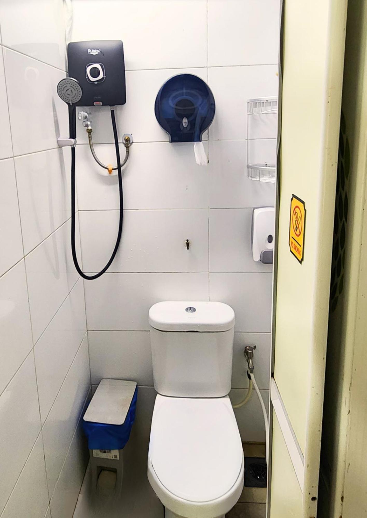 Bestow Capsule Hostel クアラルンプール エクステリア 写真